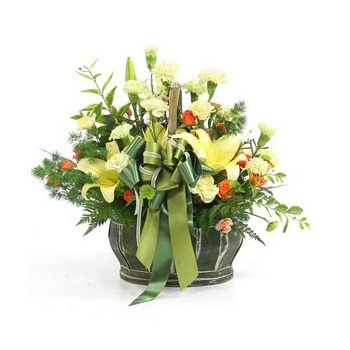 Zamów kompozycję kwiatową z lilii i goździków z dostawą do wybranej miejscowości w Japonii - {product_name}